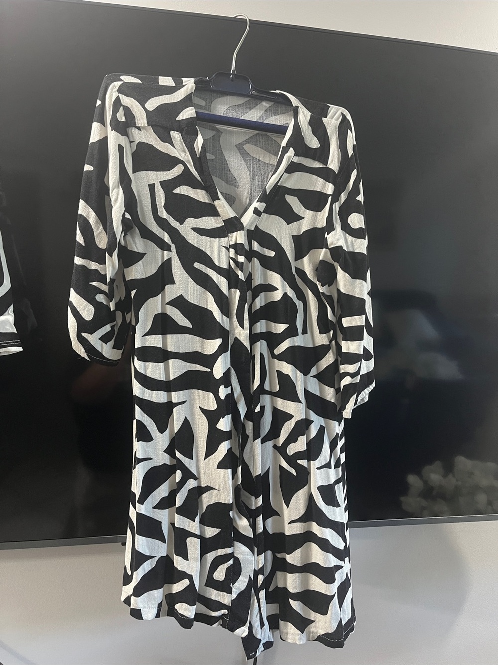 Women’s Black & White Zebra Print Swim Coverup